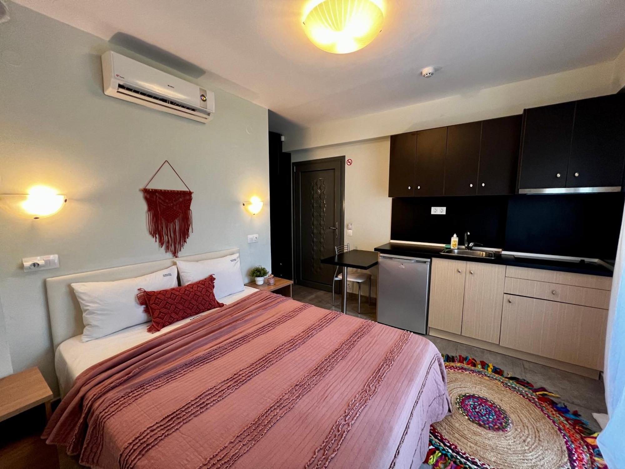 Nikiti Holidays Quarto foto